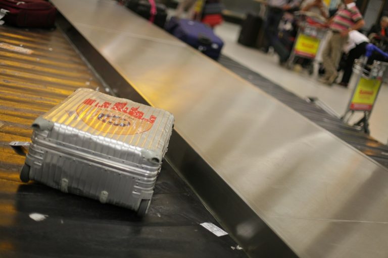 Retour d’expatriation : rouvrir Sécu, mutuelle et prévoyance sans trou